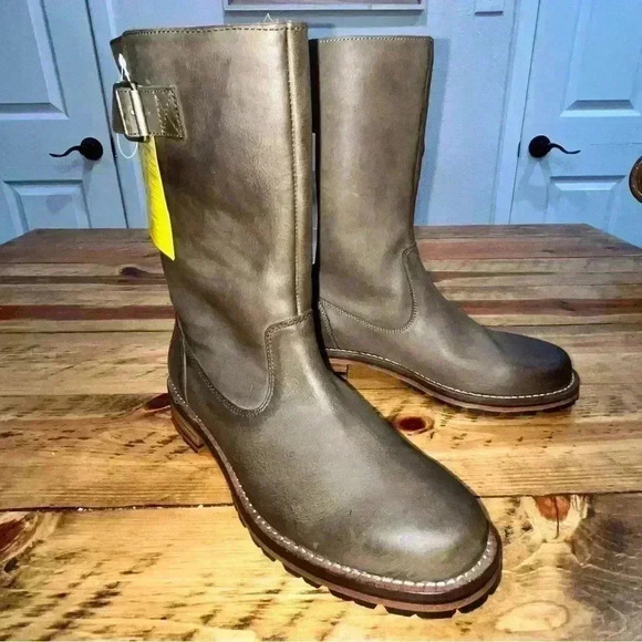 Merrell Wayfarer Raw Leather pull on boots Sample- new with sample tags attached - Picture 16 of 16